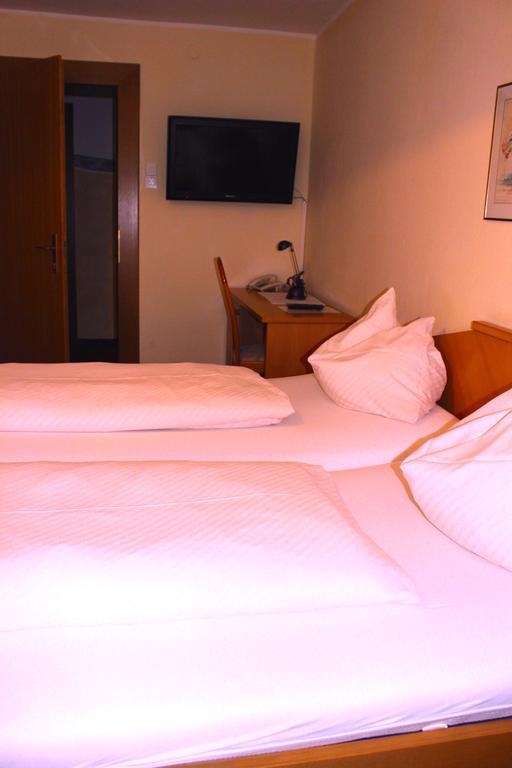Gasthof-Hotel Winkler Mühldorf Екстериор снимка