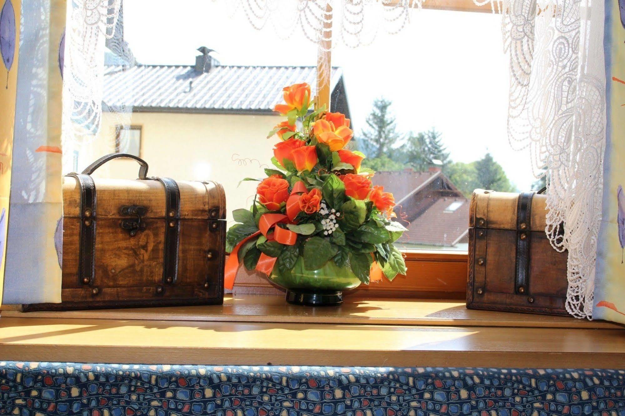 Gasthof-Hotel Winkler Mühldorf Екстериор снимка