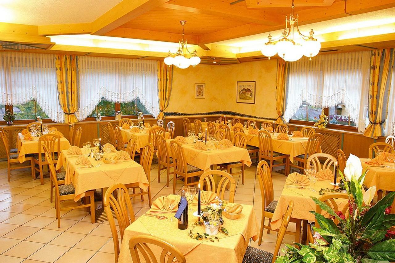 Gasthof-Hotel Winkler Mühldorf Екстериор снимка